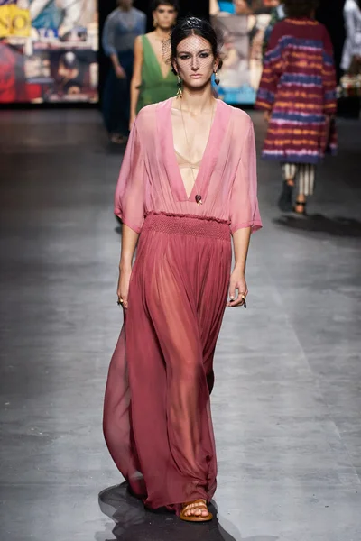 Look 83